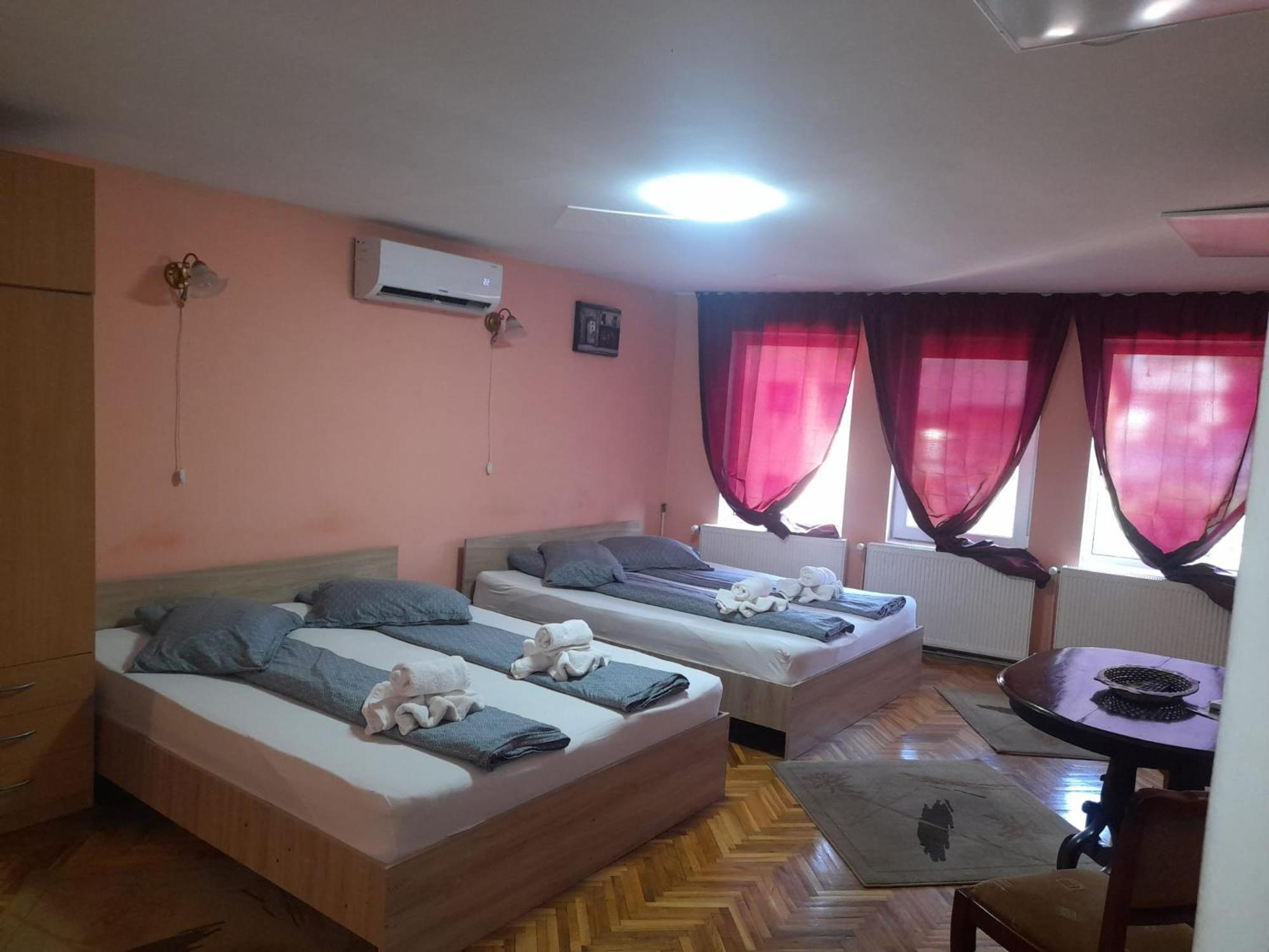 Casa Tudor Турда Екстер'єр фото