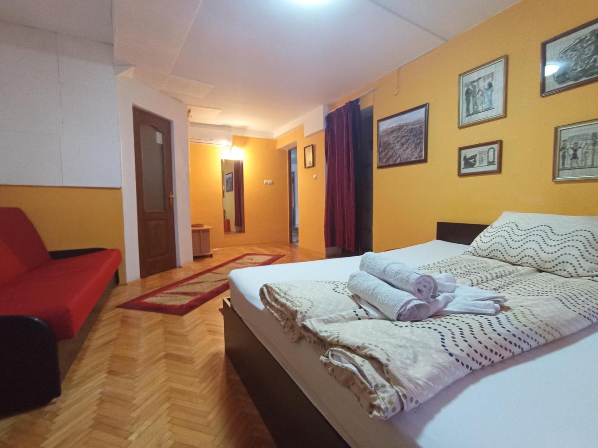 Casa Tudor Турда Екстер'єр фото